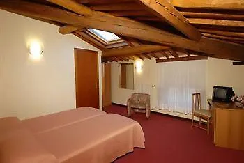 Otel Reale